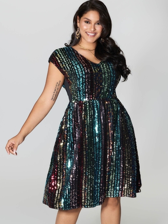 BloomChic Dresses & Skirts - BloomChic Multicolor Sequin Midi Dress